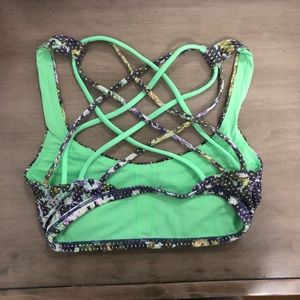Lululemon sports bra